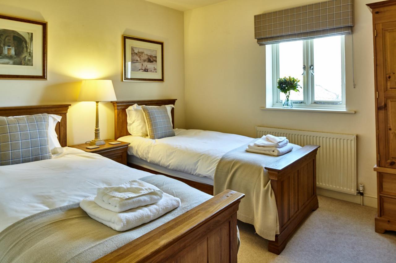 スウィンドン Duchy Rag House Bed & Breakfast エクステリア 写真