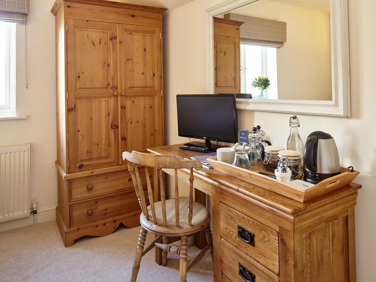 スウィンドン Duchy Rag House Bed & Breakfast エクステリア 写真